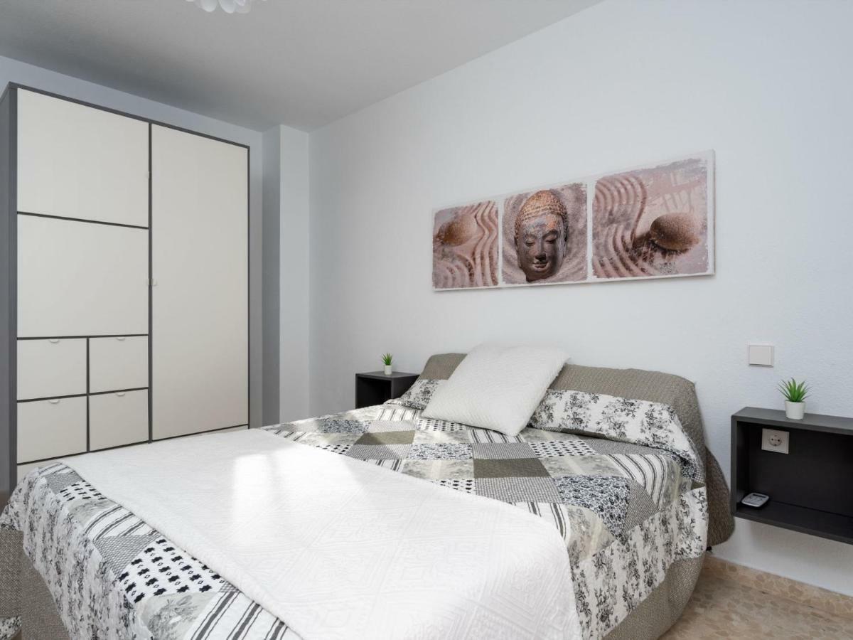 Apartment Carihuela Playa-2 Torremolinos Bagian luar foto